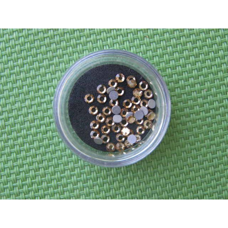 Strasuri Swarovski Mari 01